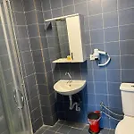 Yali Butik