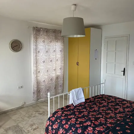 Bed & Breakfast Yali Butik