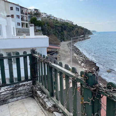 Yali Butik Bed & Breakfast