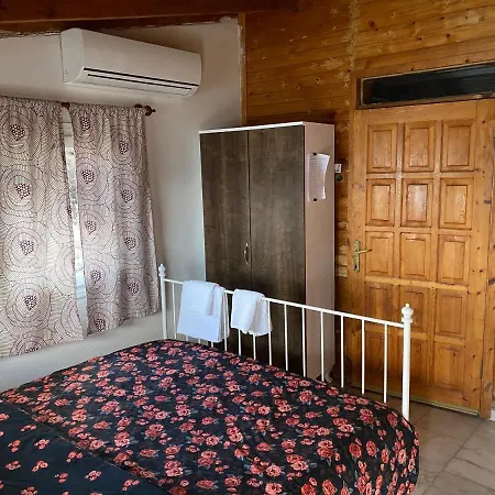 Bed & Breakfast Yali Butik