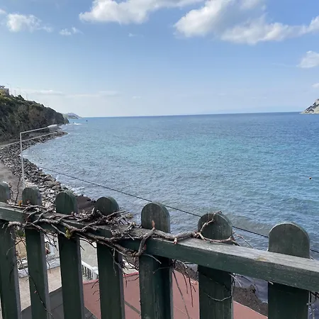 Yali Butik Bed & Breakfast