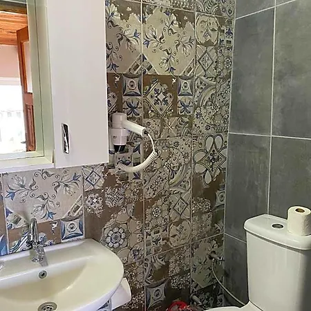 Bed & Breakfast Yali Butik