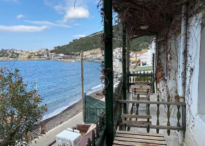 Bed & Breakfast Yali Butik