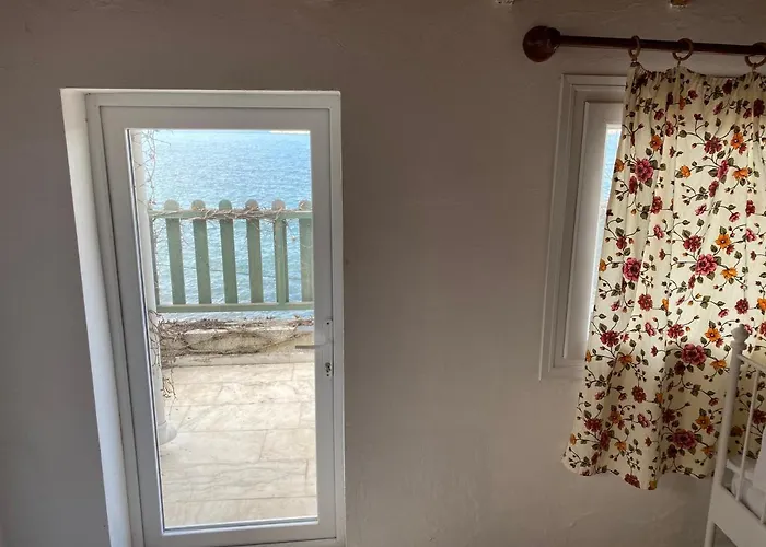 Yali Butik Karaburun (Izmir)