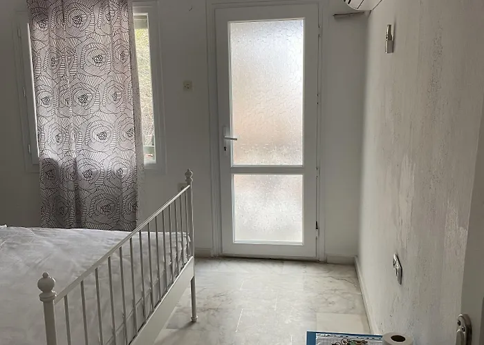 Bed & Breakfast Yali Butik 3*